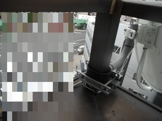 030b.jpg